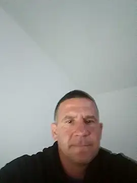 Snapshot of Mister1985 chatting on 10.05.25 Mister1985 online show from 10.05.25