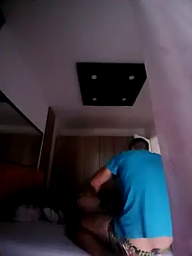 Snapshot of Mister1985 chatting on 10.29.25 Mister1985 online show from 10.29.25