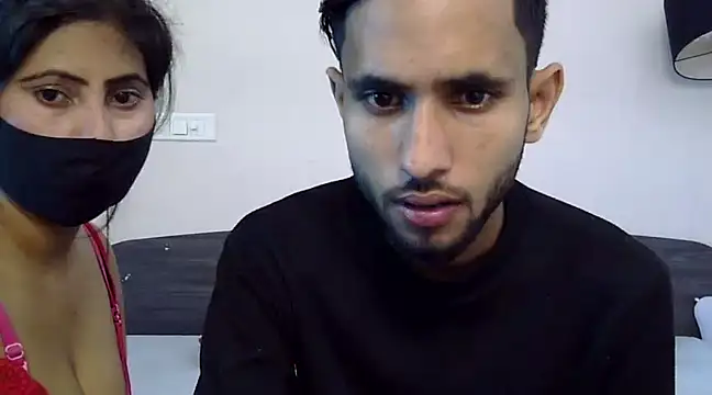 Queen Couple online show from 02.21.25