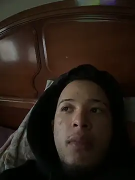 Snapshot of yeiyei_oficial chatting on 09.27.25 yeiyei oficial online show from 09.27.25