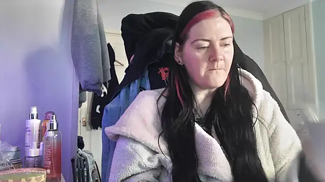 Snapshot of AureliaXOX chatting on 11.03.25 AureliaXOX online show from 11.03.25