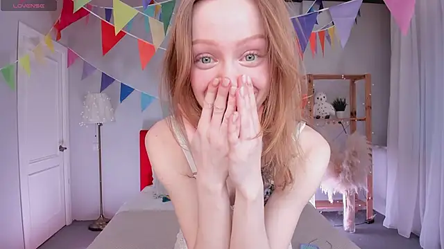 MollyCutiePie online show from 03.08.25