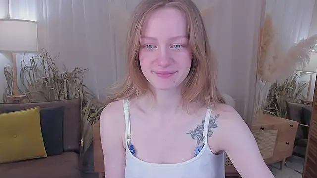 MollyCutiePie online show from 03.11.25