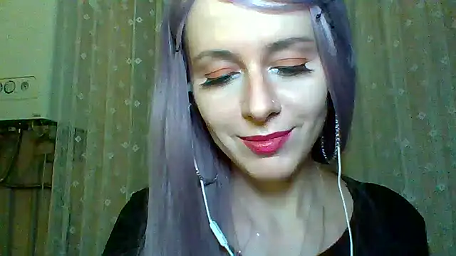 LuminousLady online show from 02.11.25