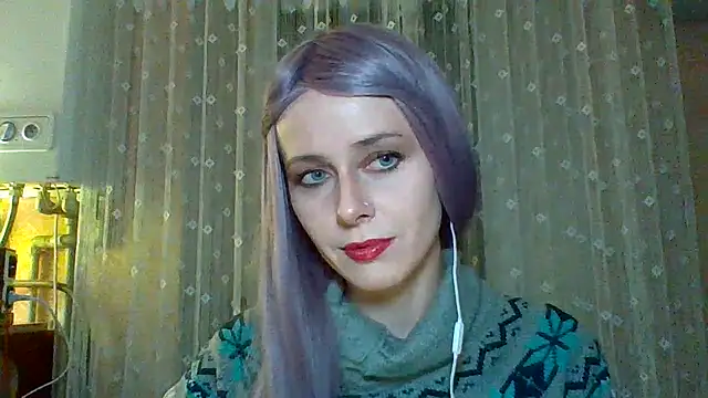 LuminousLady online show from 02.25.25