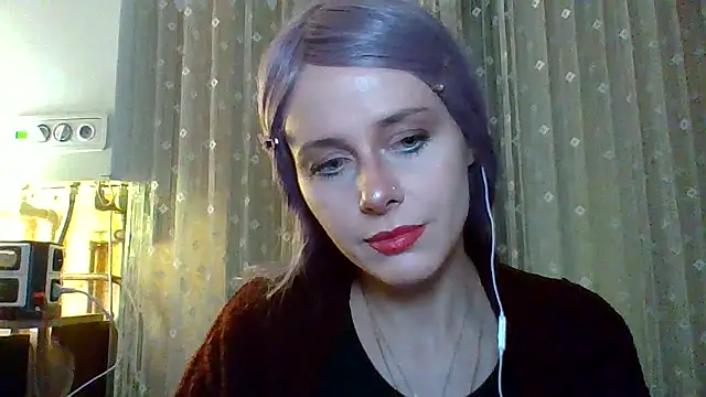 LuminousLady online show from 03.04.25