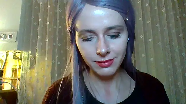 LuminousLady online show from 03.05.25