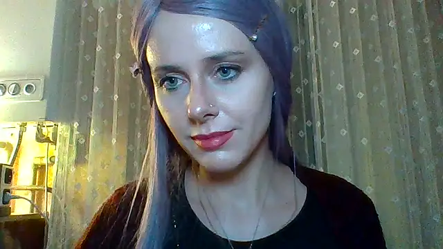 LuminousLady online show from 03.06.25