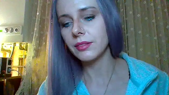 LuminousLady online show from 03.08.25