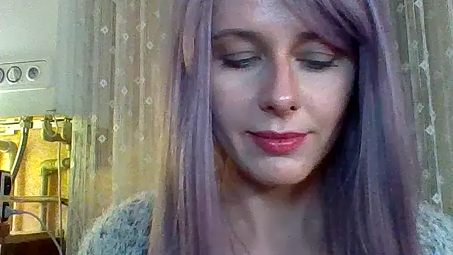 LuminousLady online show from 03.15.25