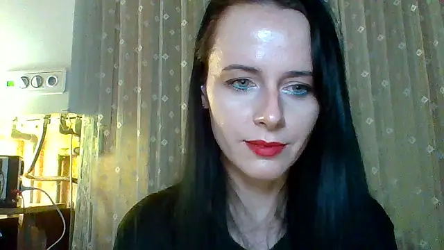 LuminousLady online show from 03.16.25