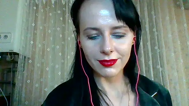 LuminousLady online show from 03.22.25