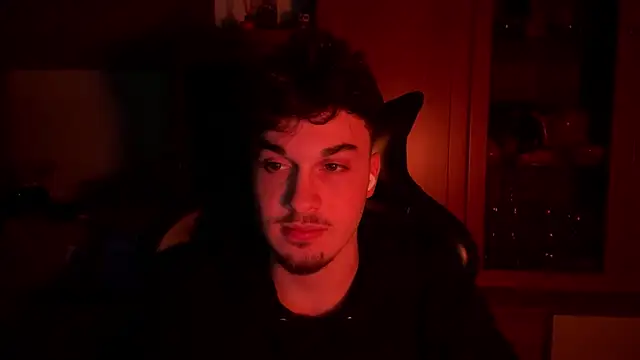 NaplesGuy04 online show from 02.23.25