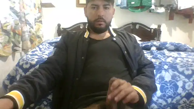 Snapshot of dickman10 chatting on 06.24.26 dickman10 online show from 06.24.26