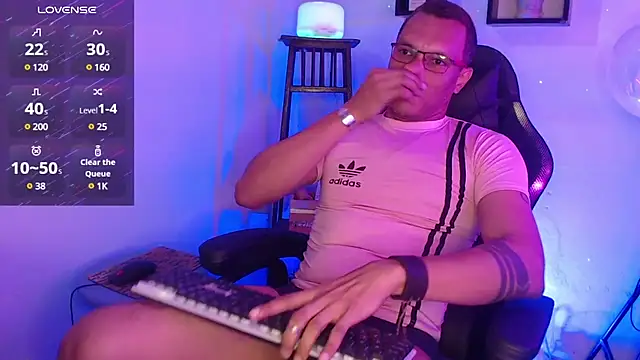 XhaseFoX online show from 02.06.25