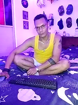XhaseFoX online show from 03.05.25