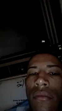Mineirinho043 online show from 02.15.25