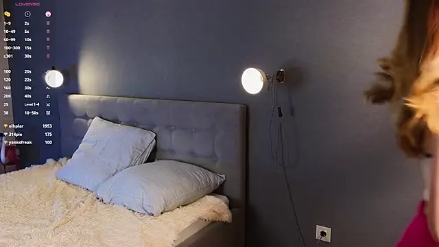 Snapshot of soft_babe chatting on 02.08.25 soft babe online show from 02.08.25