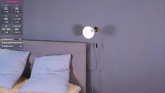 Snapshot of soft_babe chatting on 02.18.25 soft babe online show from 02.18.25