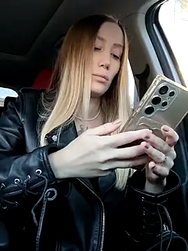 Snapshot of Pussy_Drive03 chatting on 09.26.25 Pussy Drive03 online show from 09.26.25