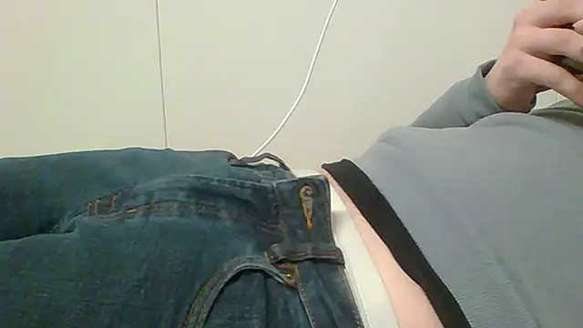 Snapshot of j3sp3r930 chatting on 02.27.25 j3sp3r930 online show from 02.27.25