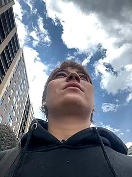 Maggie Geller online show from 11.20.25