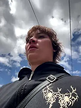 Maggie Geller online show from 01.08.26