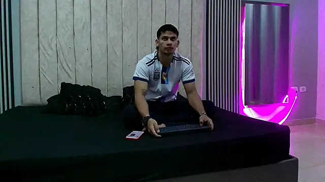 ANDRES STUD online show from 09.22.25