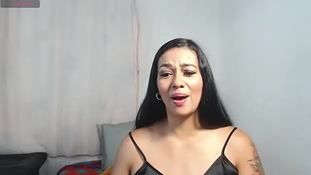 Daphne Gabor online show from 02.26.25