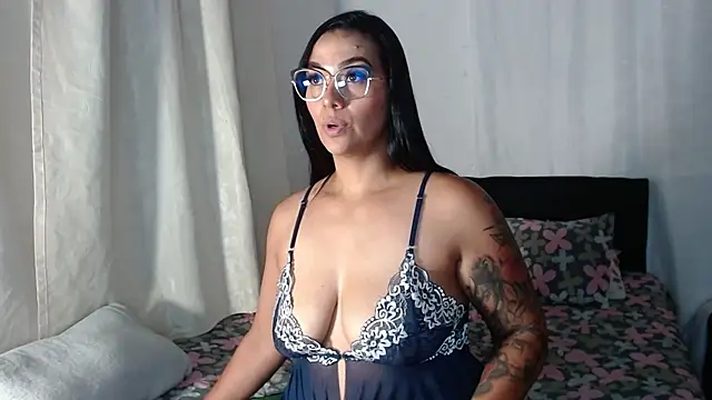 Daphne Gabor online show from 03.11.25