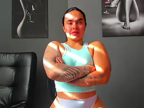 karlyjons12 online show from 11.11.25