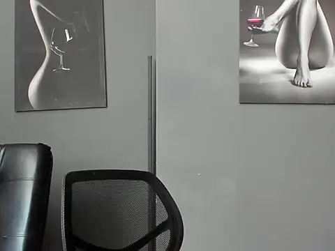 karlyjons12 online show from 08.08.26