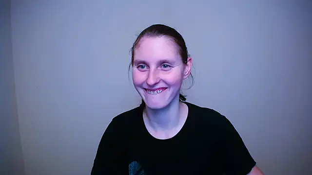 AdrianaRich  online show from 02.25.25