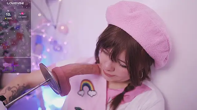 Snapshot of Neekito_ chatting on 10.18.25 Neekito  online show from 10.18.25