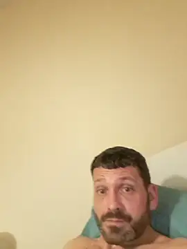 Snapshot of ANYTHINGGOS86 chatting on 02.15.25 ANYTHINGGOS86 online show from 02.15.25