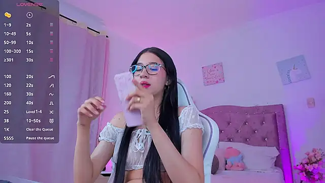 emilly star online show from 03.11.25
