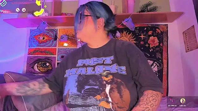 Snapshot of Banana_squirt chatting on 10.21.25 Banana squirt online show from 10.21.25