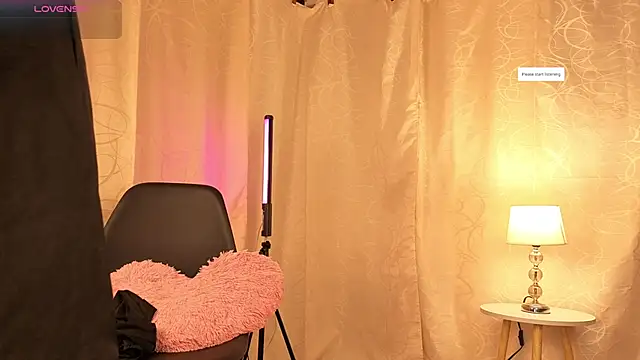 sophia dumont online show from 10.01.25