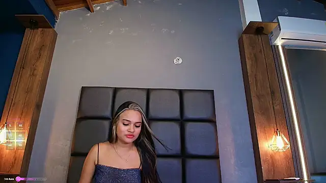  DANNA JONES online show from 10.25.25