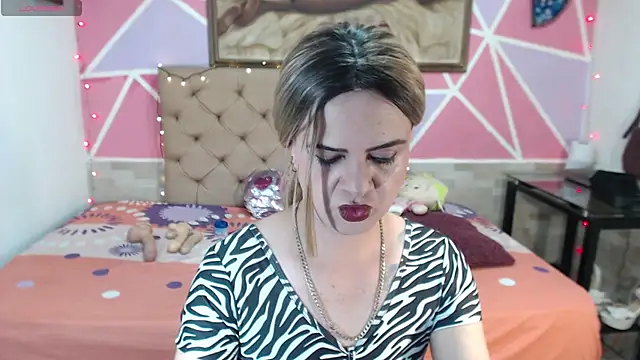 Snapshot of Dolldirtyxxx chatting on 03.14.25 Dolldirtyxxx online show from 03.14.25