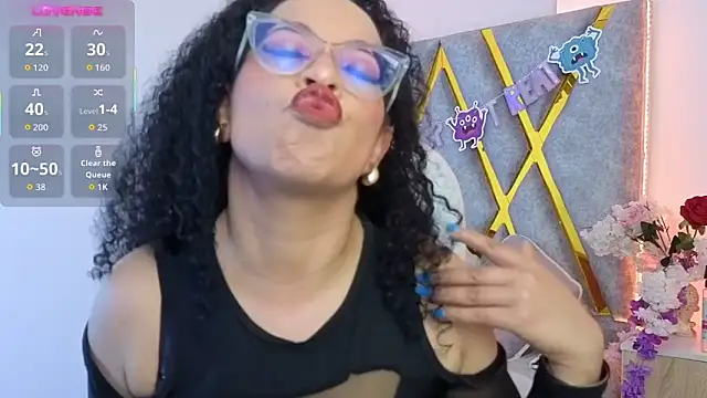 Cintiia Holmes online show from 02.02.26