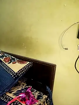 Snapshot of sufiya-ji chatting on 02.16.25 sufiya-ji online show from 02.16.25