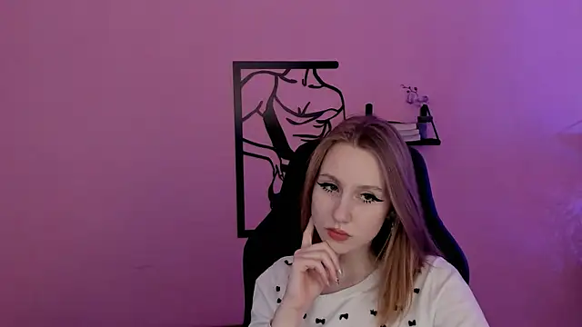 DariaTate online show from 02.21.25