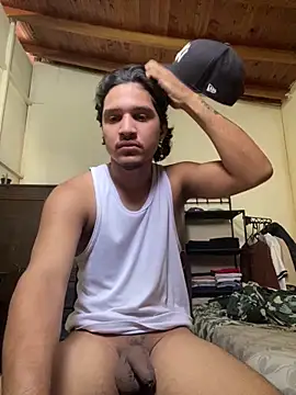 Snapshot of daniel6916 chatting on 02.27.25 daniel6916 online show from 02.27.25