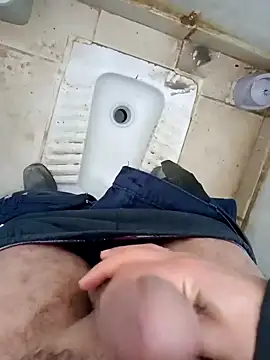 Snapshot of bigcockturk3 chatting on 02.15.25 bigcockturk3 online show from 02.15.25