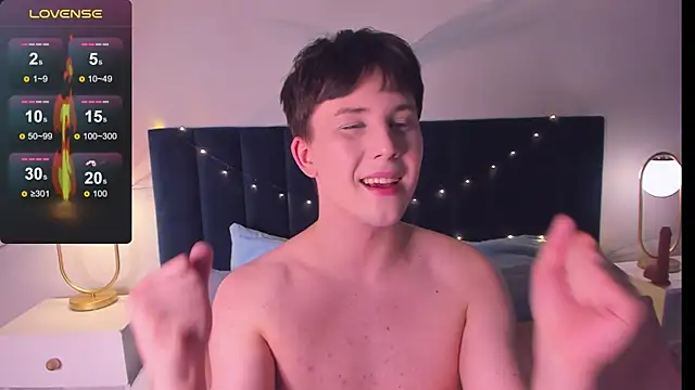 AdrianoAubert online show from 10.11.25