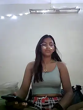 kissmebishh online show from 03.21.25