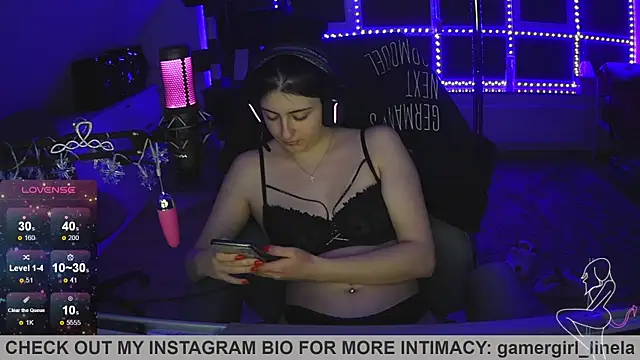 Gamergirl-Linela online show from 11.28.25