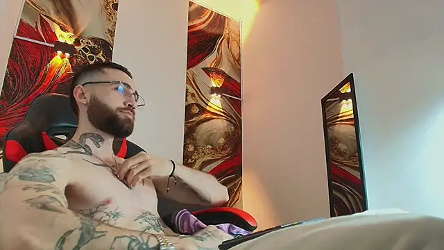 Luke davis01 online show from 10.09.25