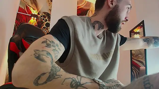 Luke davis01 online show from 10.25.25